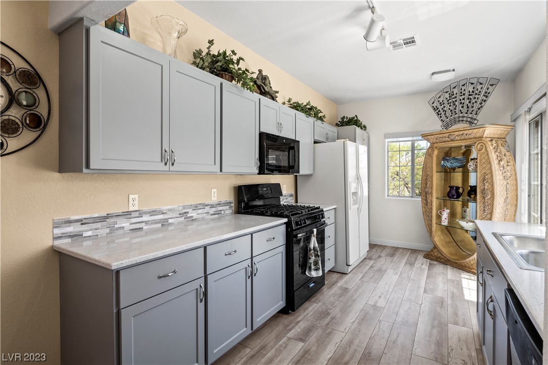 1851 Hillpointe Road, Unit 1323 Henderson, NV 89074 - Photo 12 of 26 Gallery Image 12