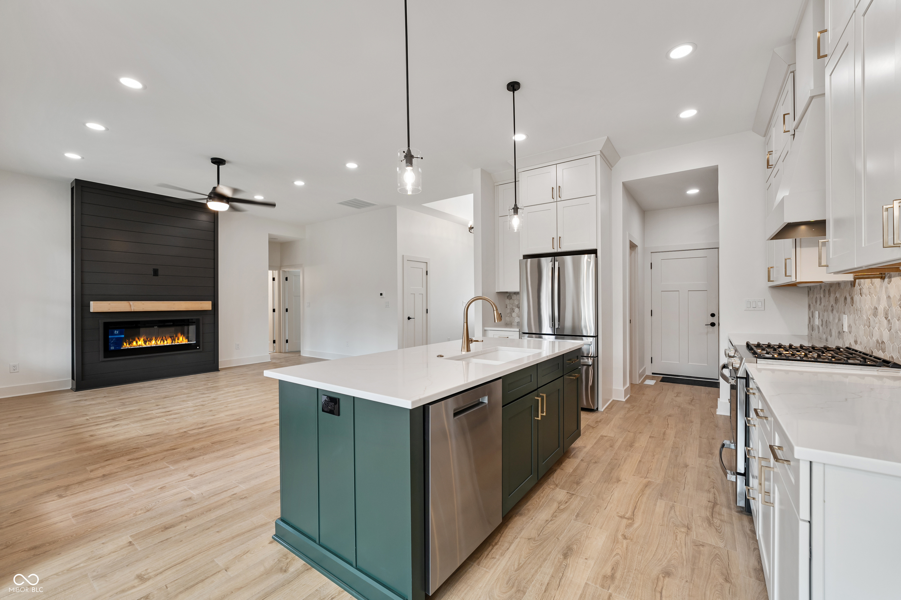 5123 Oak Ridge Trail Columbus, IN 47201 - Photo 13 of 69