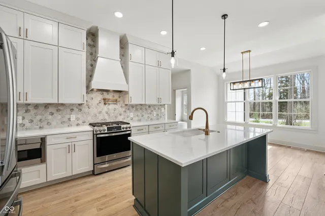 $3,400 | 5123 Oak Ridge Trail, Columbus, IN 47201