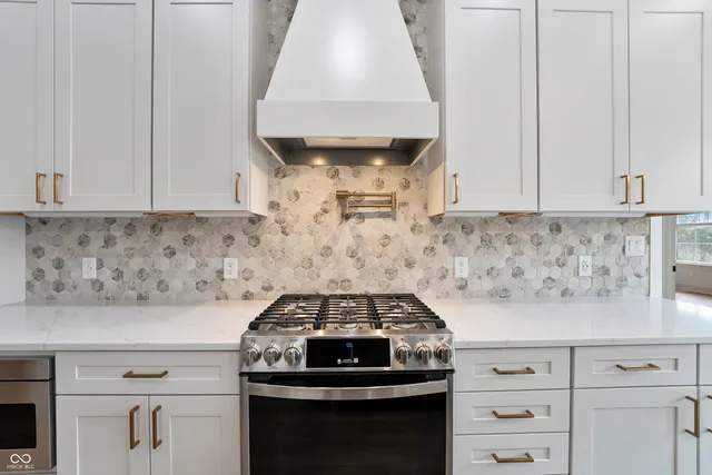 $3,400 | 5123 Oak Ridge Trail, Columbus, IN 47201