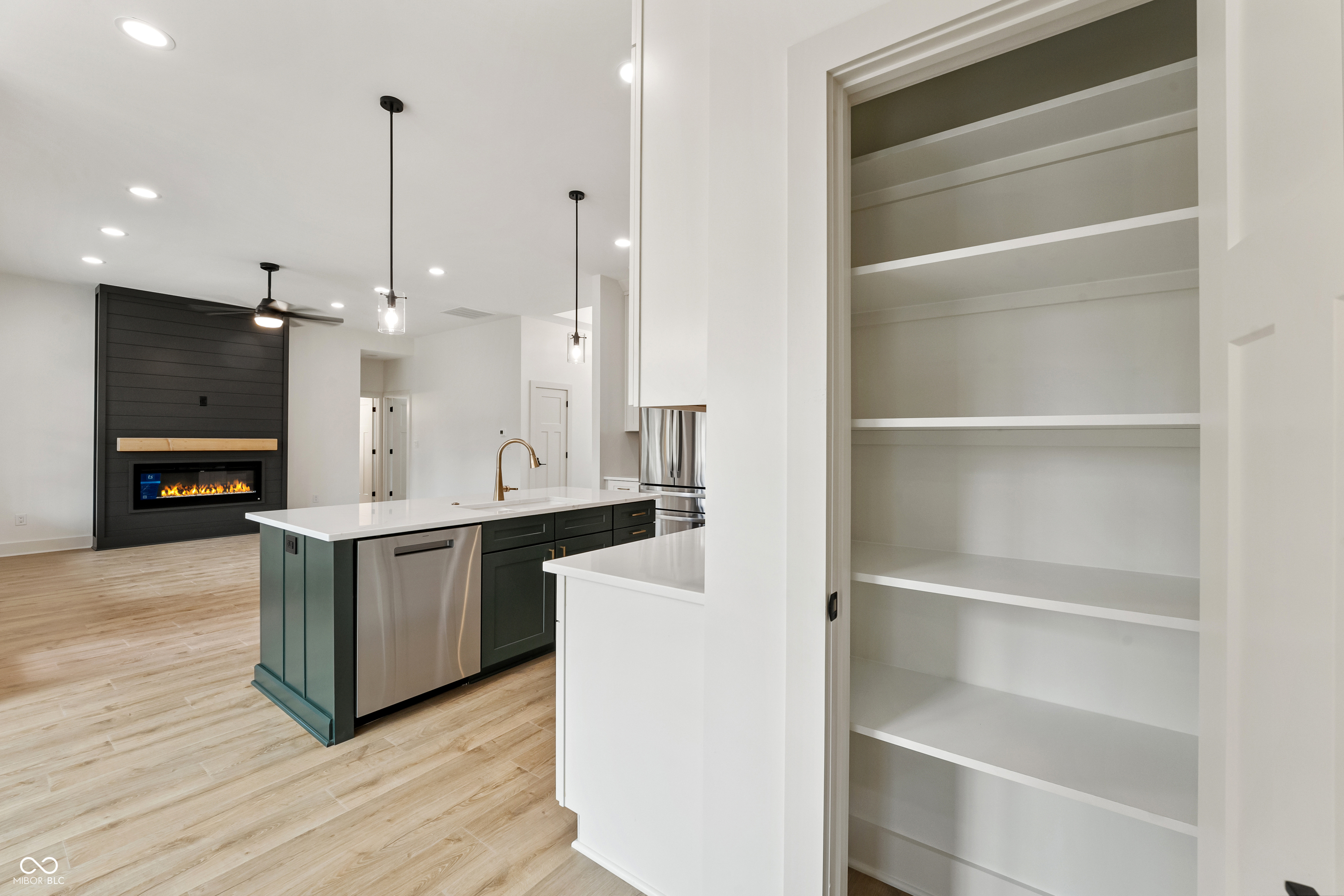 5123 Oak Ridge Trail Columbus, IN 47201 - Photo 32 of 69