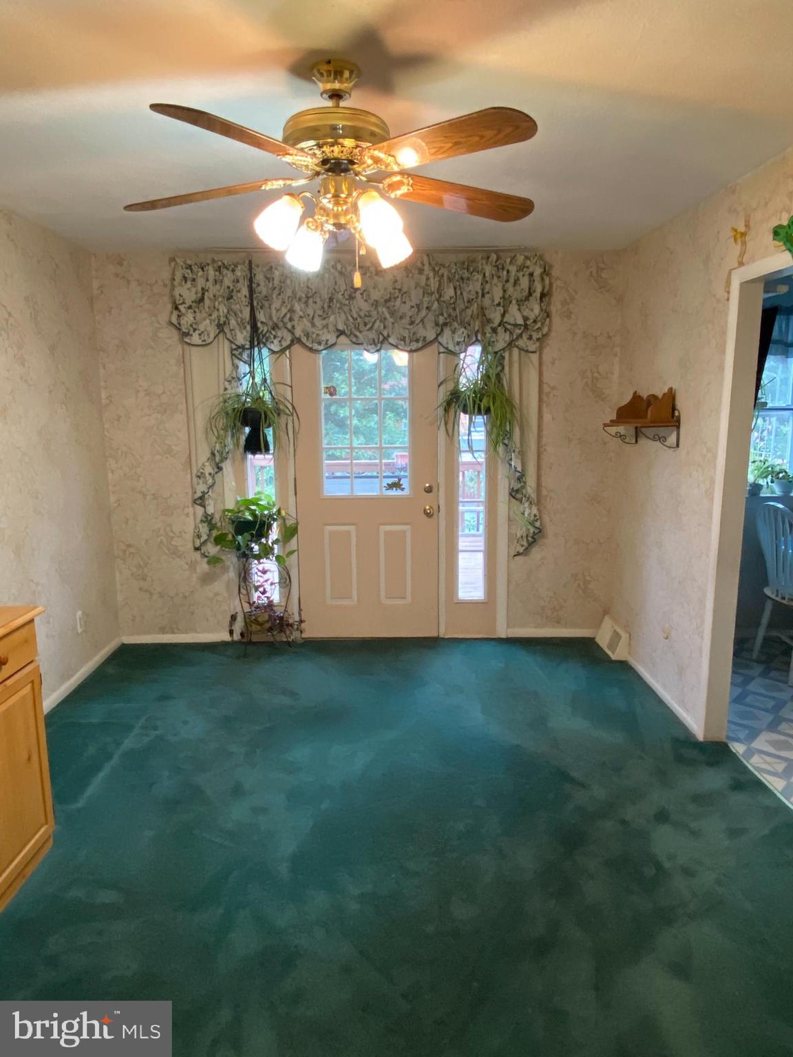 12410 Academy Road Philadelphia, PA 19154 - Photo 3 of 16