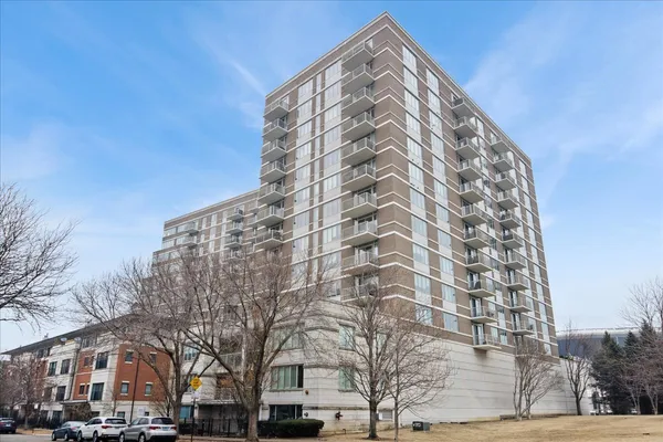 $424,900 | 1515 South Prairie Avenue, Unit 608, Chicago, IL 60605