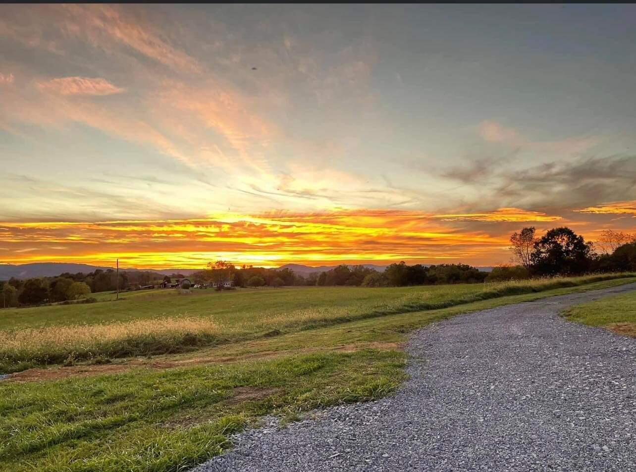 1511 Sunset View Road Peterstown, WV 24963 - Photo 29 of 30 Gallery Image 29