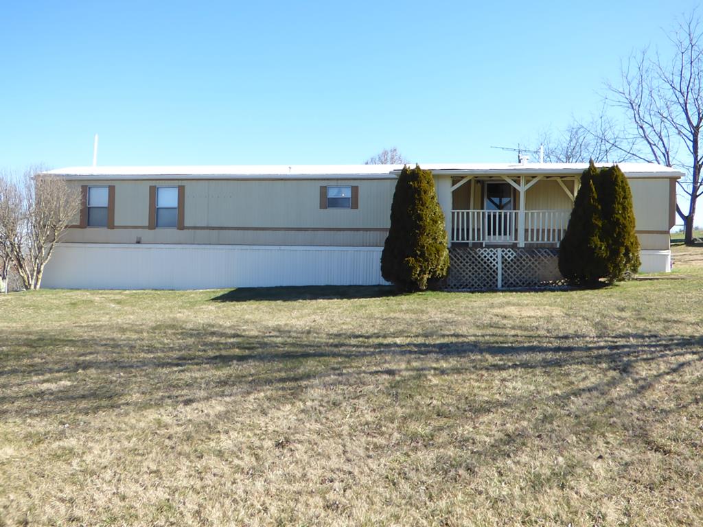 180 Pleasantview Road Austinville, VA 24312 - Photo 1 of 17 Gallery Image 1