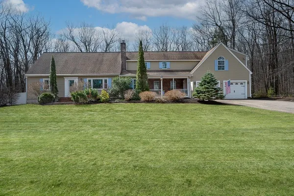 $687,000 | 4 Rollingwoods Road, Hubbardston, MA 01452