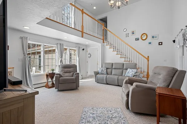 $687,000 | 4 Rollingwoods Road, Hubbardston, MA 01452