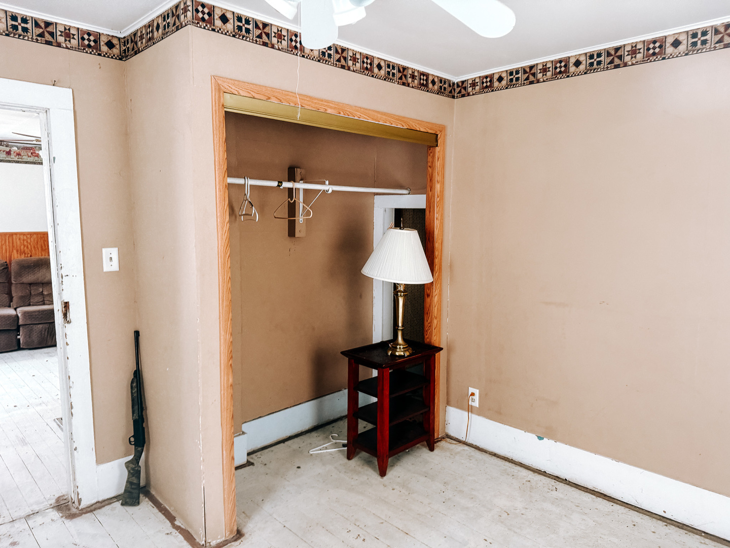 2571 East 1300 North Road Sheldon, IL 60966 - Photo 14 of 20 a view of a room with a small space