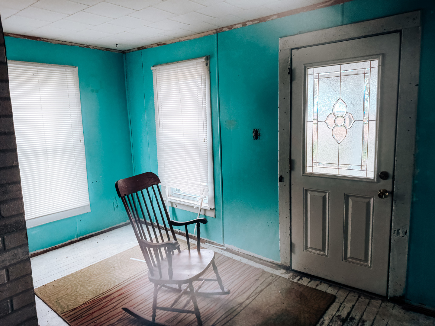 2571 East 1300 North Road Sheldon, IL 60966 - Photo 7 of 20 a view of a dining room with furniture window and wooden floor