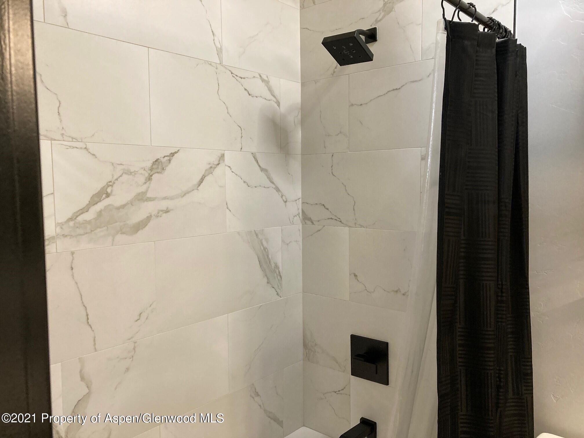 1647 Arabian Avenue Rifle, CO 81650 - Photo 18 of 29 18 guest shower