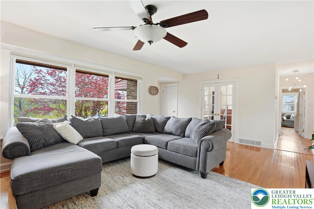 1670 Lindberg Road Bethlehem, PA 18020 - Photo 7 of 29 Gallery Image 7