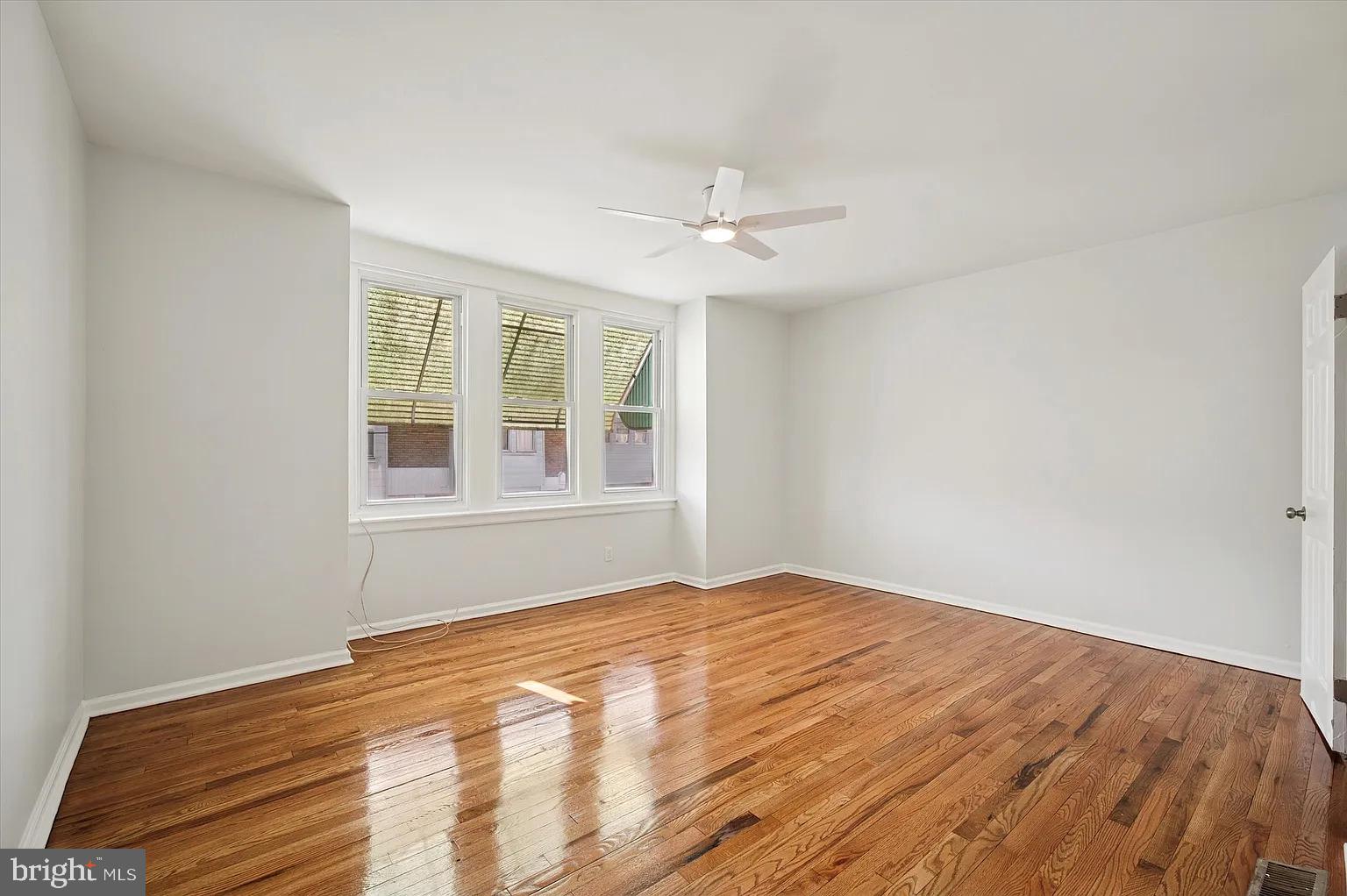 5557 Matthews Street Philadelphia, PA 19138 - Photo 7 of 11