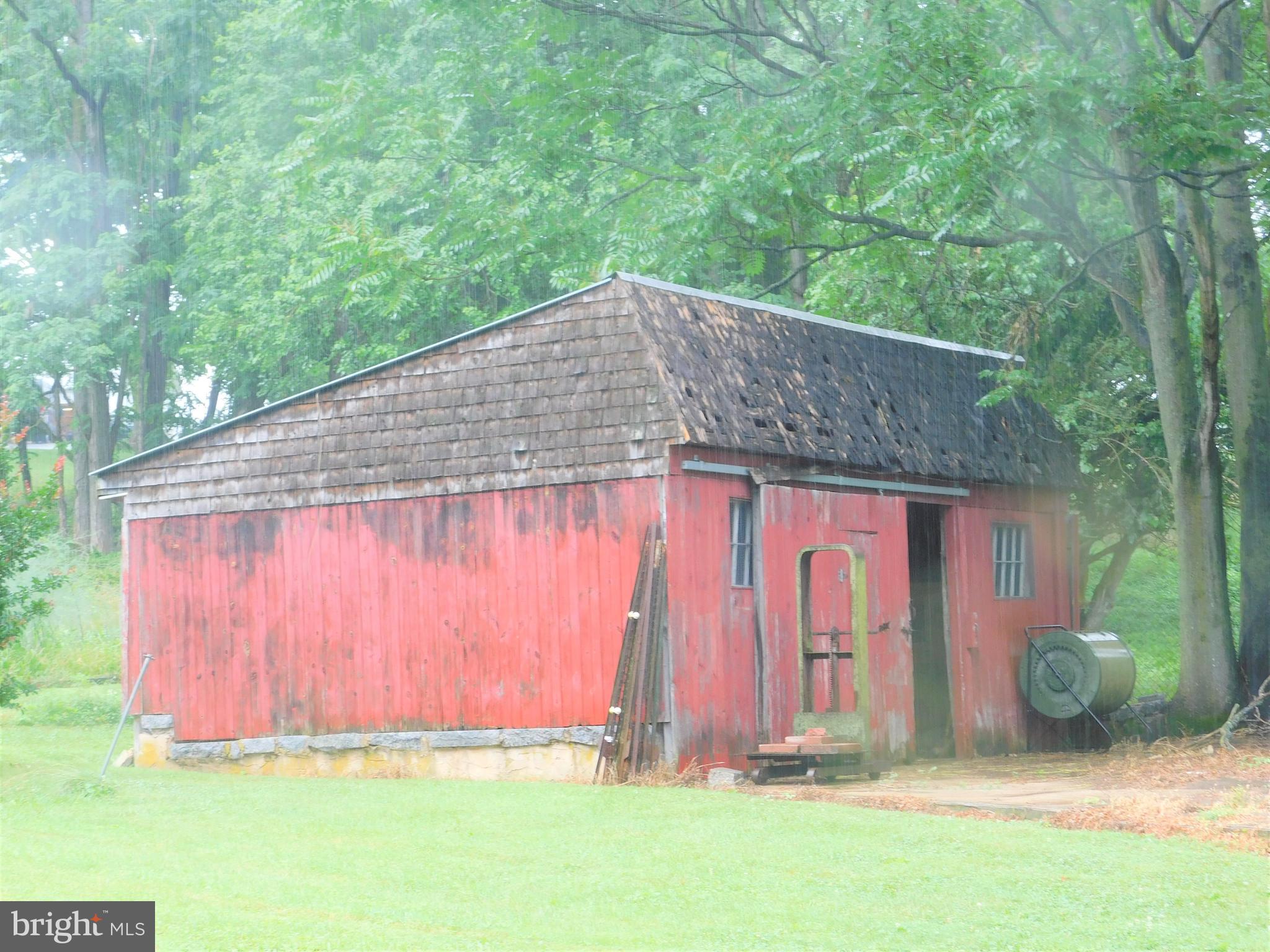 320 Connelly Road Rising Sun, MD 21911 - Photo 12 of 17 Garden Shed