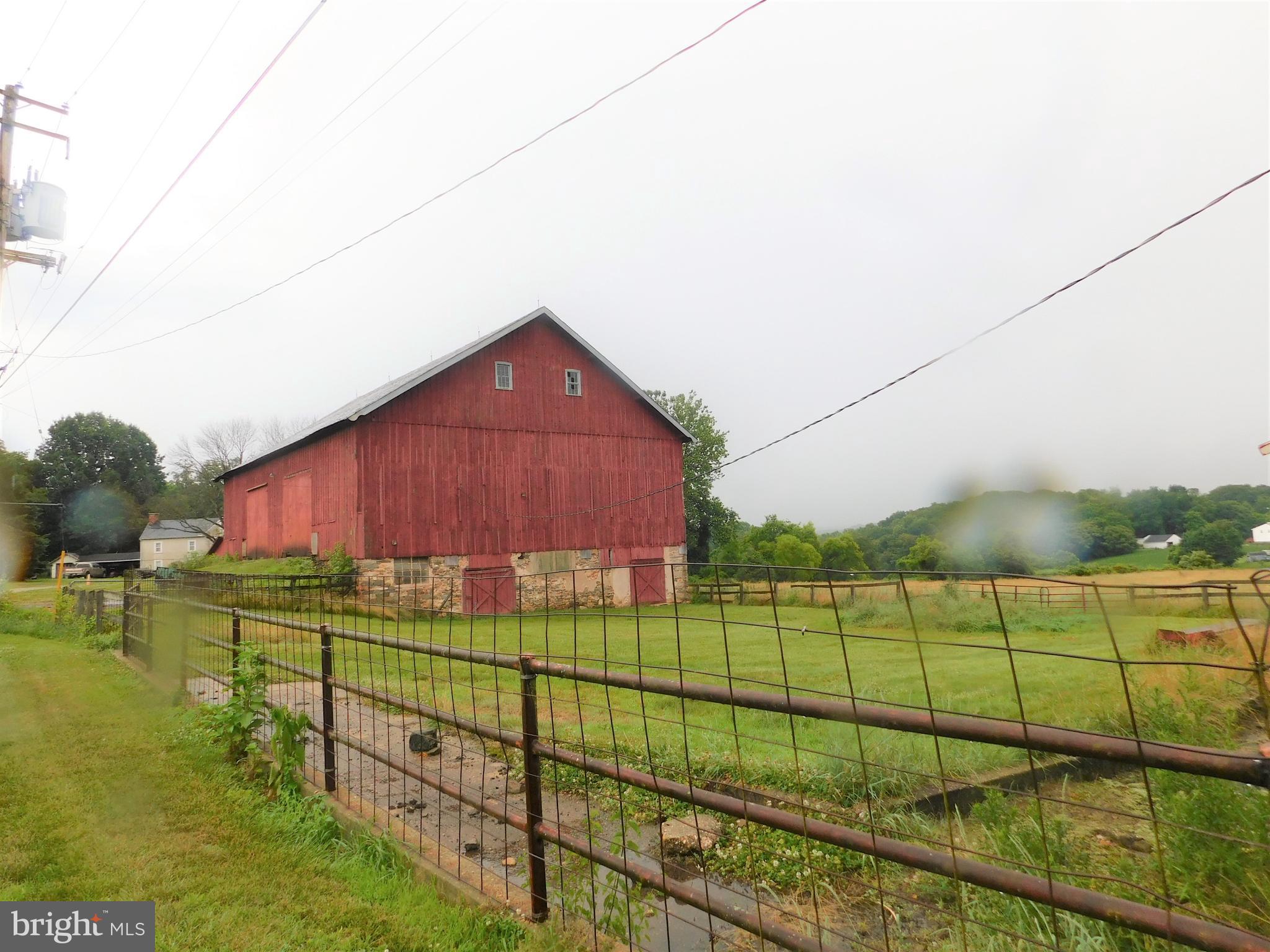 320 Connelly Road Rising Sun, MD 21911 - Photo 8 of 17 Bank Barn and Pasture