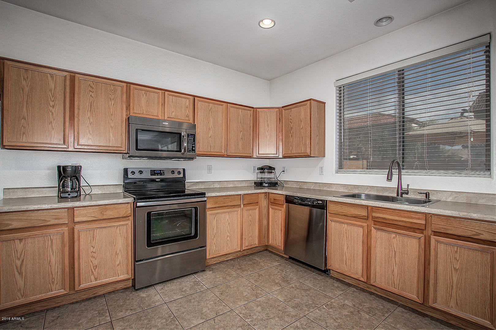 10321 West La Reata Avenue Avondale, AZ 85392 - Photo 12 of 41 LA REATA (12)