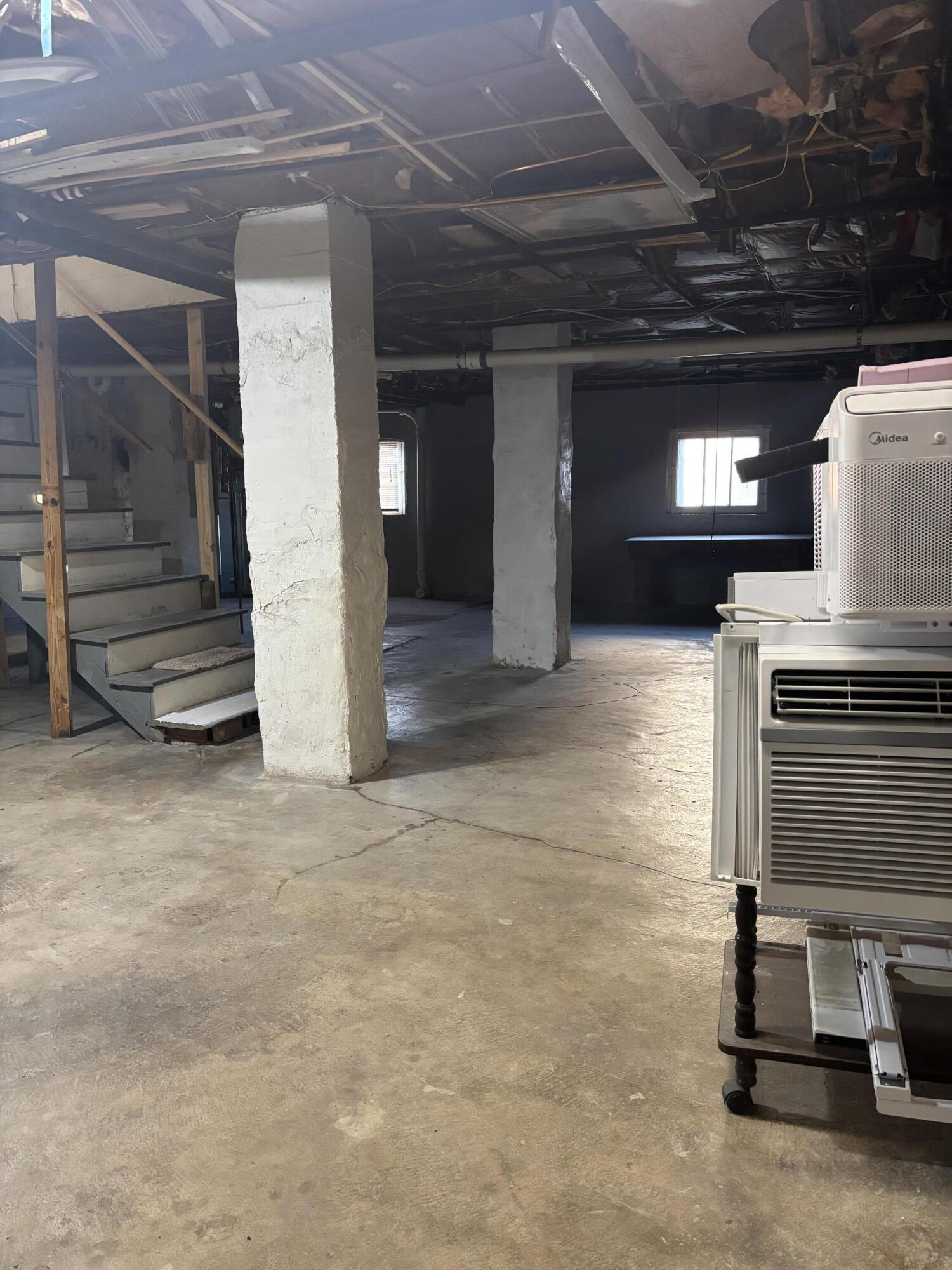 2529 Oregon Avenue Southwest Roanoke, VA 24015 - Photo 17 of 40 IMG_7204