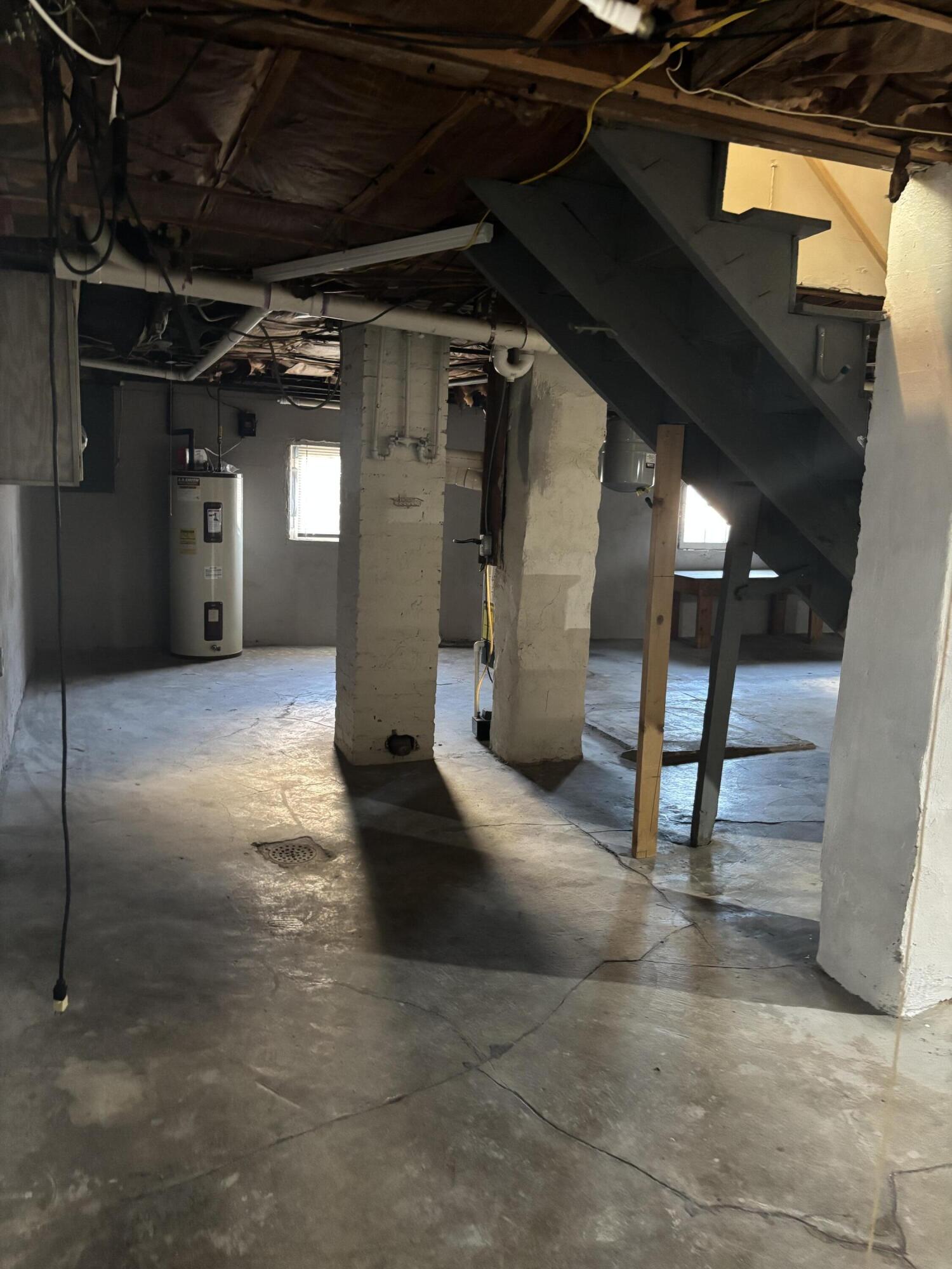 2529 Oregon Avenue Southwest Roanoke, VA 24015 - Photo 18 of 40 IMG_7205