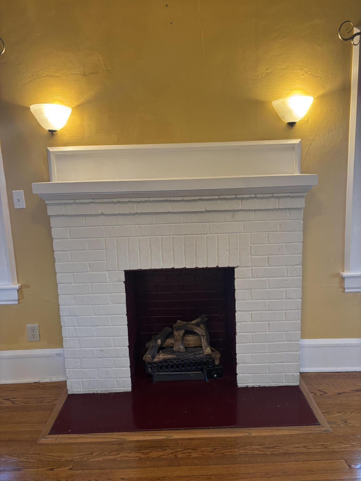 2529 Oregon Avenue Southwest Roanoke, VA 24015 - Photo 21 of 40 IMG_7208