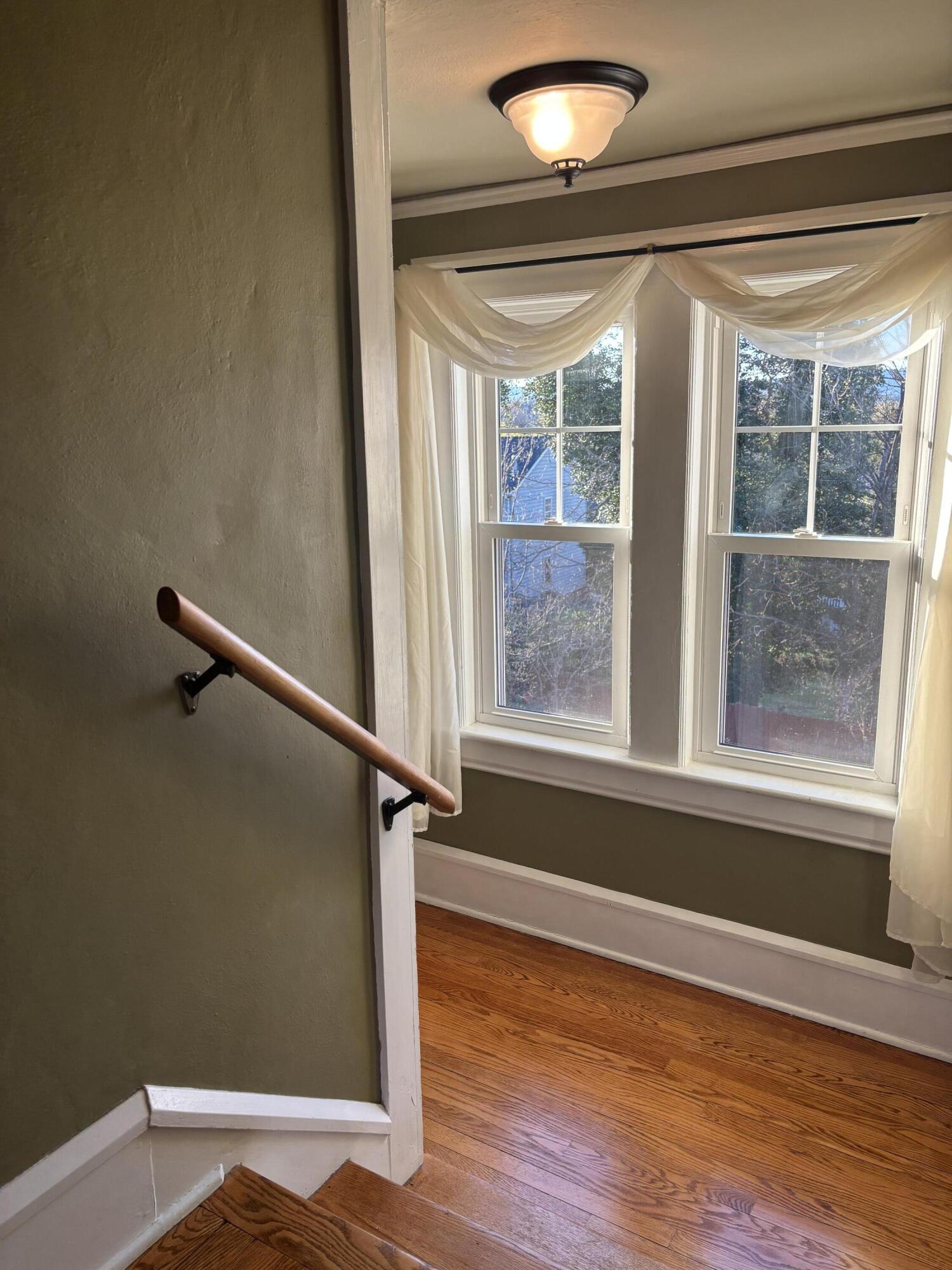 2529 Oregon Avenue Southwest Roanoke, VA 24015 - Photo 39 of 40 IMG_7228