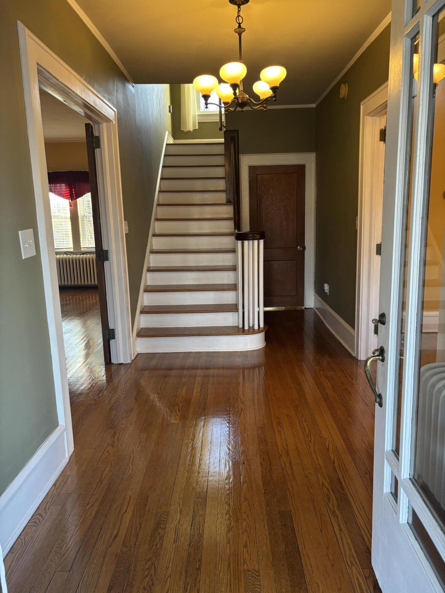 2529 Oregon Avenue Southwest Roanoke, VA 24015 - Photo 8 of 40 IMG_7192