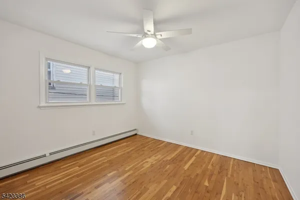 $3,600 | 33 North Willow Street, Unit 2, Montclair, NJ 07042