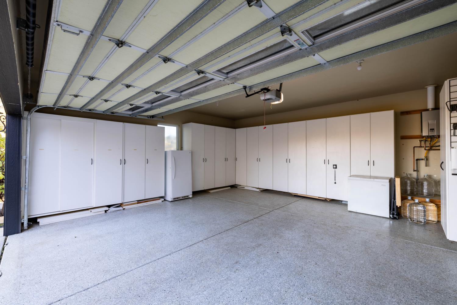 5840 China Hill Road El Dorado, CA 95623 - Photo 66 of 84 a view of an empty room