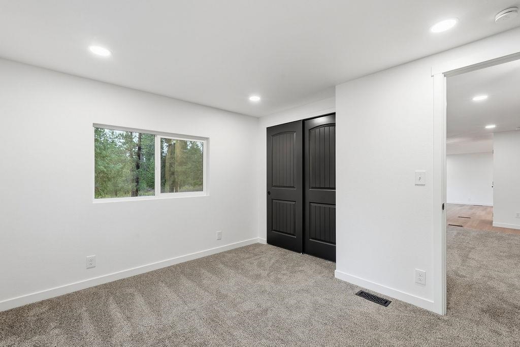 4303 East Oregon Road Elk, WA 99009 - Photo 23 of 40 Gallery Image 23