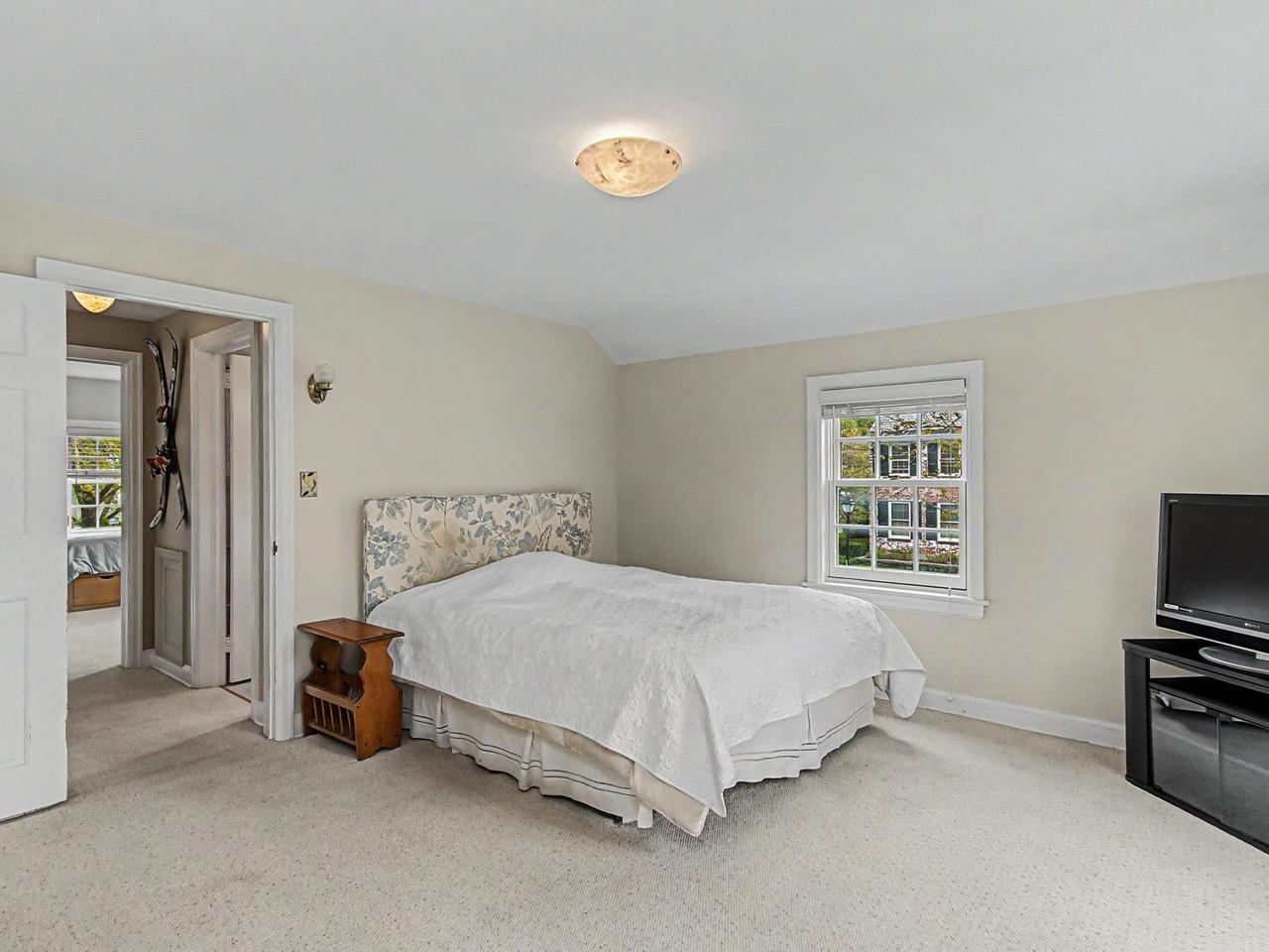 172 Deforest Road Burlington, VT 05401 - Photo 39 of 60