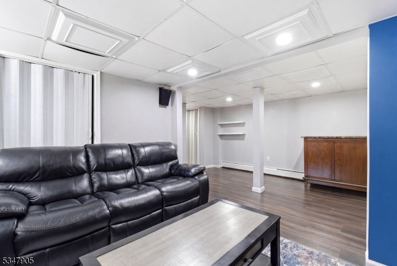 205 New Dover Road Woodbridge, NJ 07067 - Photo 25 of 44
