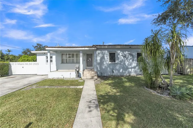 $795,000 | 771 Swan Avenue, Miami Springs, FL 33166