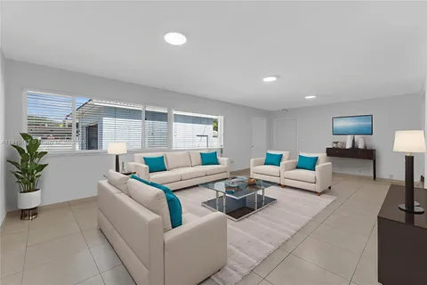 $795,000 | 771 Swan Avenue, Miami Springs, FL 33166