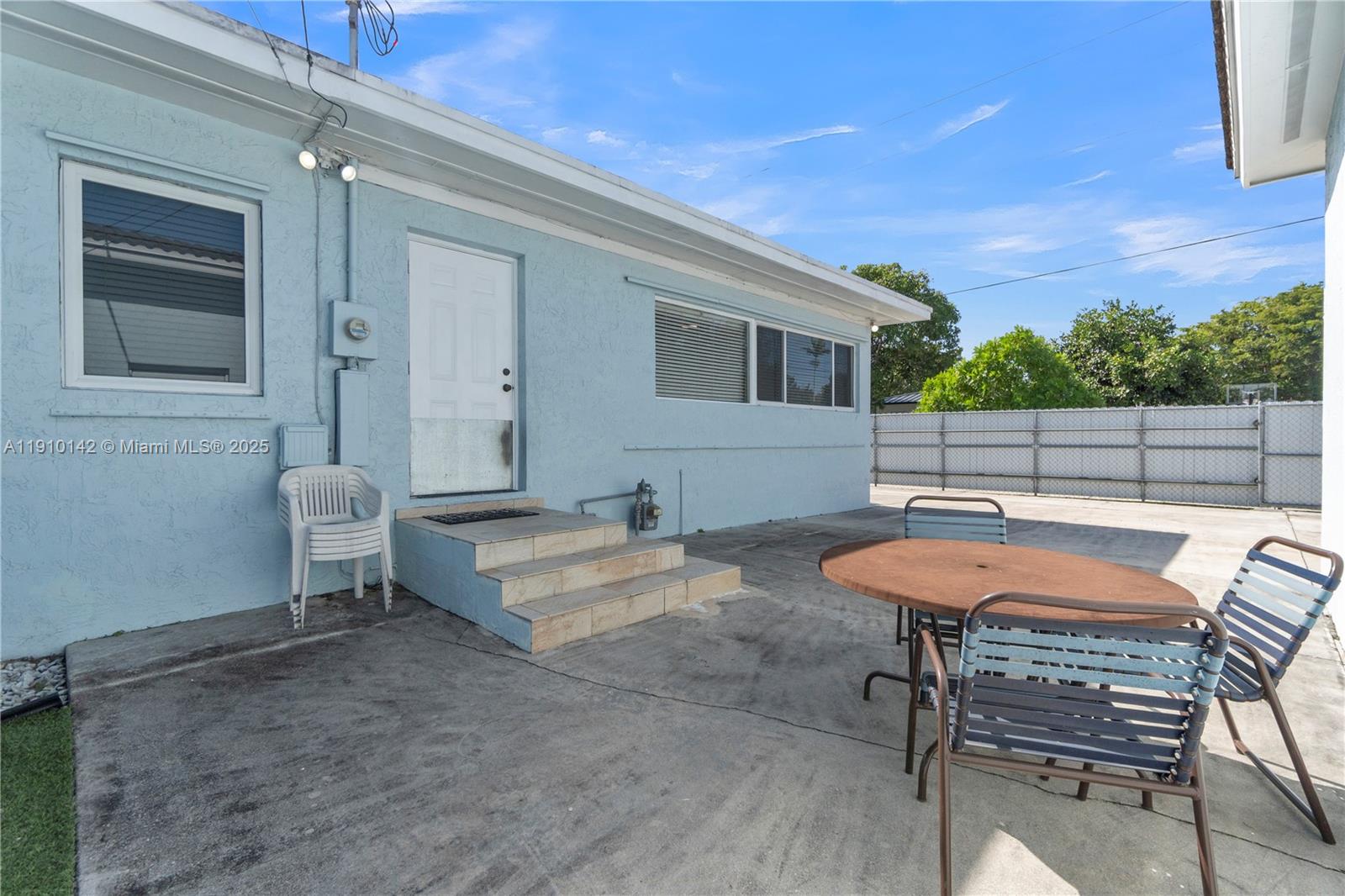 771 Swan Avenue Miami Springs, FL 33166 - Photo 38 of 55