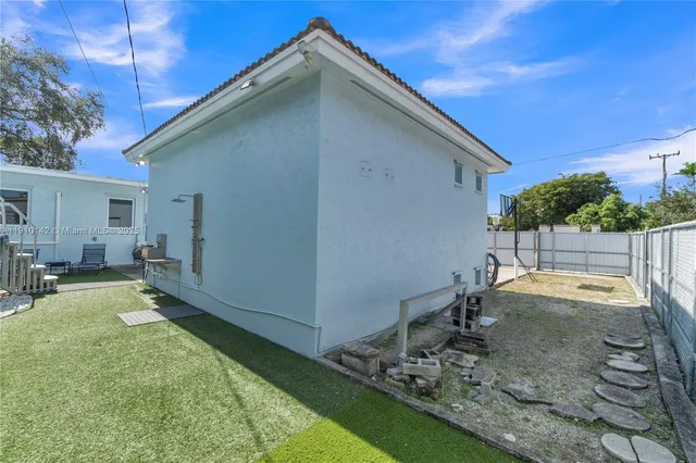 $795,000 | 771 Swan Avenue, Miami Springs, FL 33166