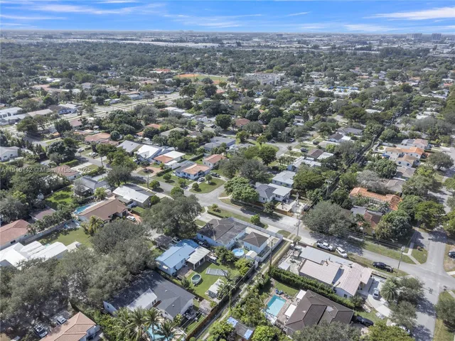 $795,000 | 771 Swan Avenue, Miami Springs, FL 33166