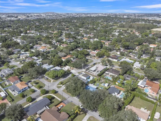 $795,000 | 771 Swan Avenue, Miami Springs, FL 33166