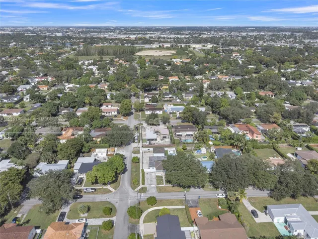 $795,000 | 771 Swan Avenue, Miami Springs, FL 33166