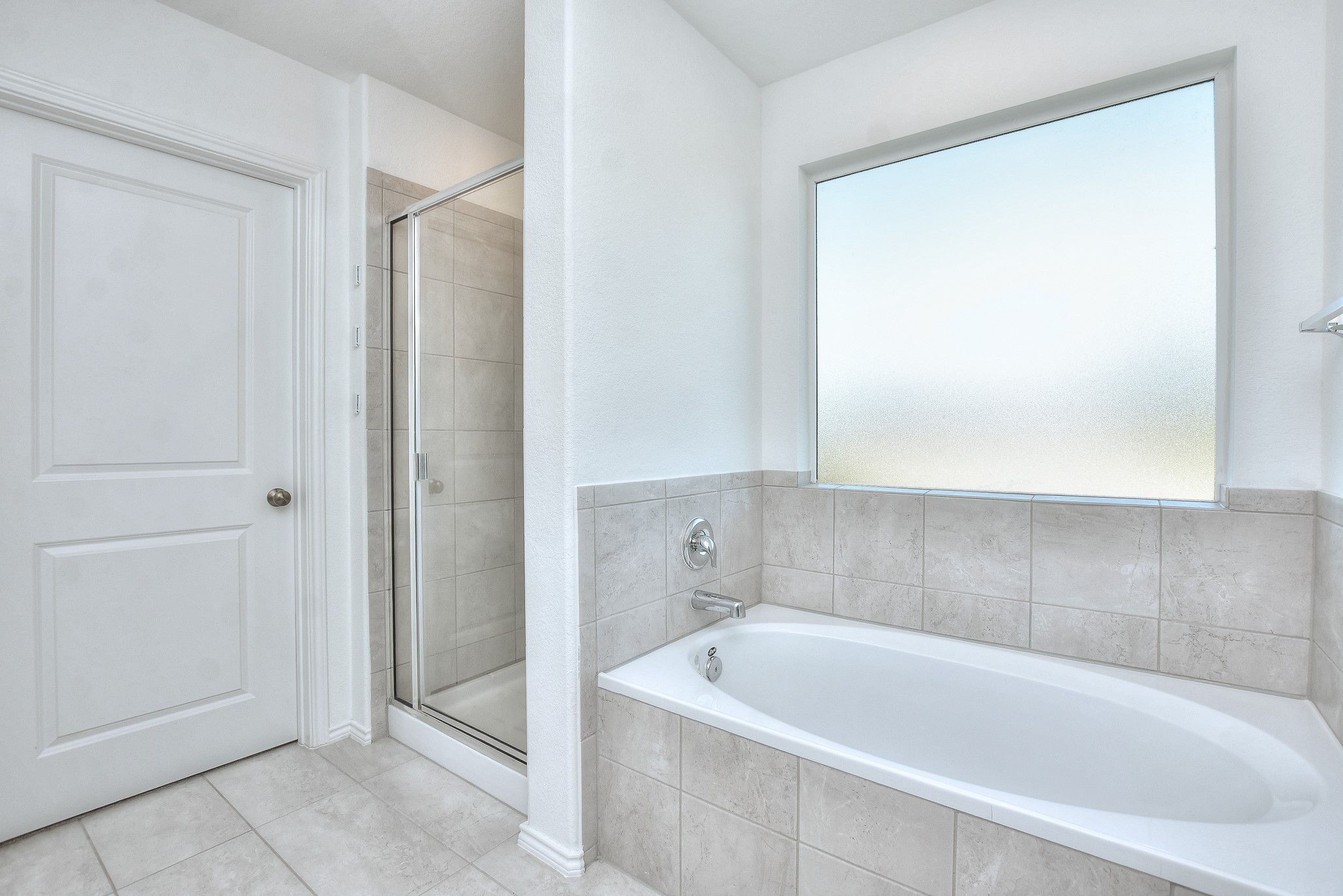 2221 Four Waters Loop Georgetown, TX 78628 - Photo 27 of 40 Primary Bathroom