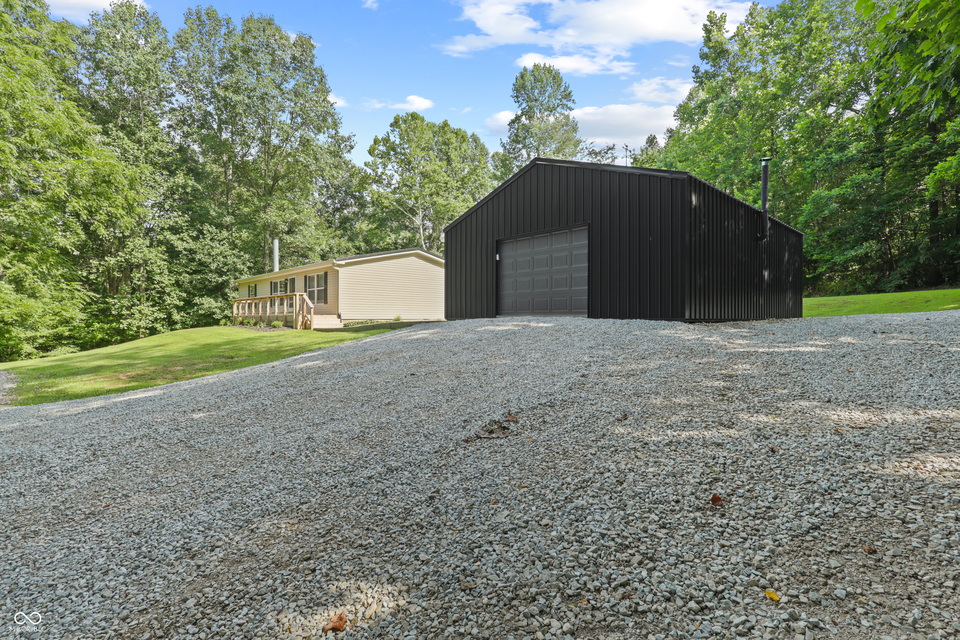 5542 East Washboard Road Bloomfield, IN 47424 - Photo 3 of 41