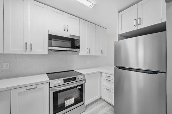 $1,900 | 2514 Taylor Street, Unit 3, Hollywood, FL 33020