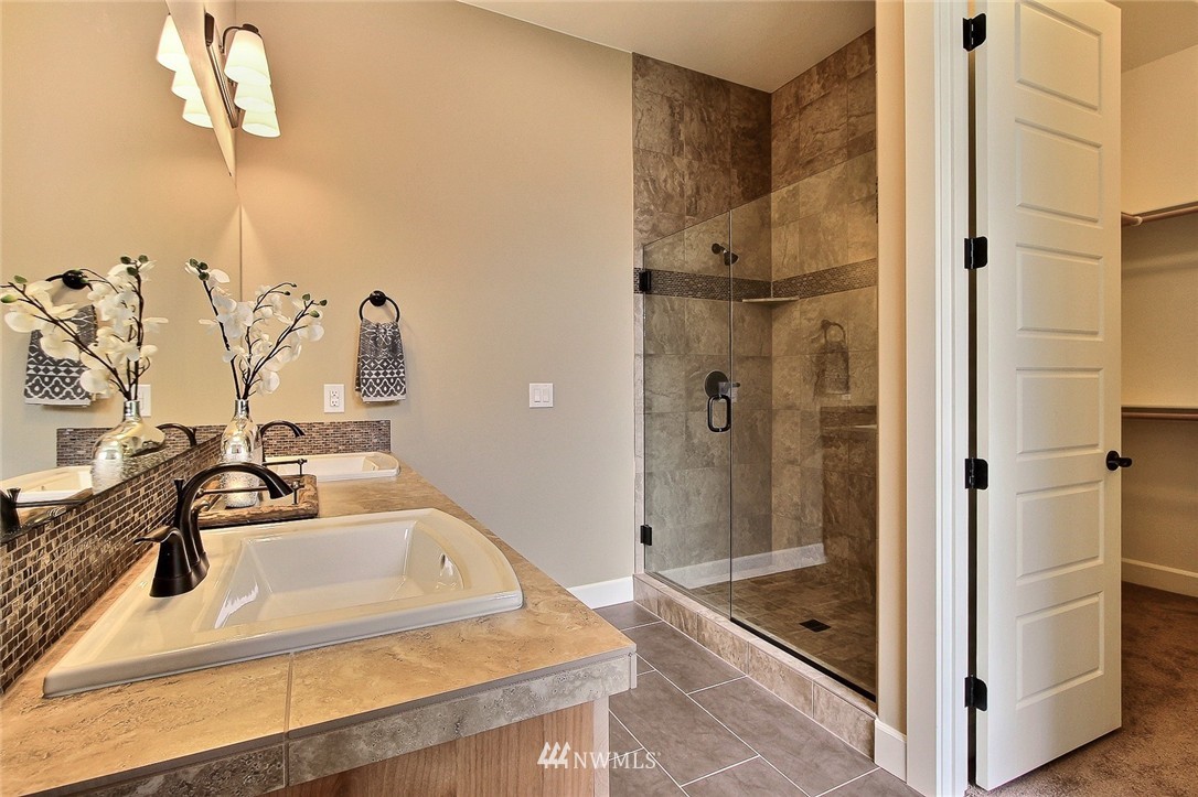 4849 Castleton Road Southwest Port Orchard, WA 98367 - Photo 4 of 13 Gallery Image 4
