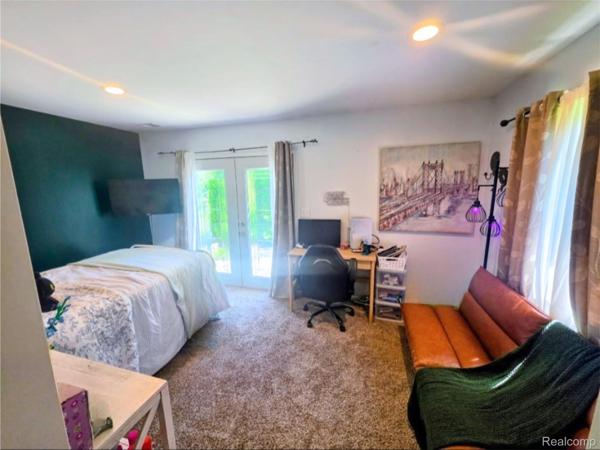 135 North Haven Street Novi, MI 48377 - Photo 16 of 36 9.jpg