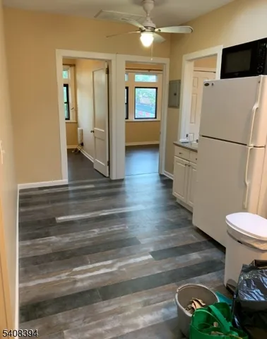 $2,450 | 385 Bloomfield Avenue, Montclair, NJ 07042