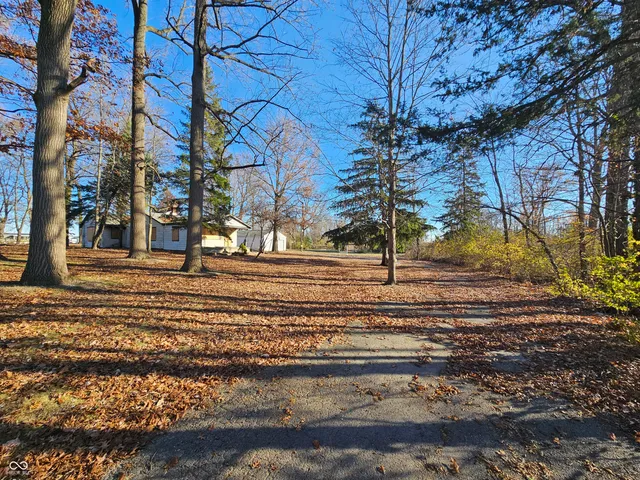 $600,000 | 4897 Mitthoeffer Road, Indianapolis, IN 46235