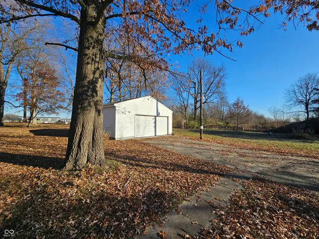 $600,000 | 4897 Mitthoeffer Road, Indianapolis, IN 46235