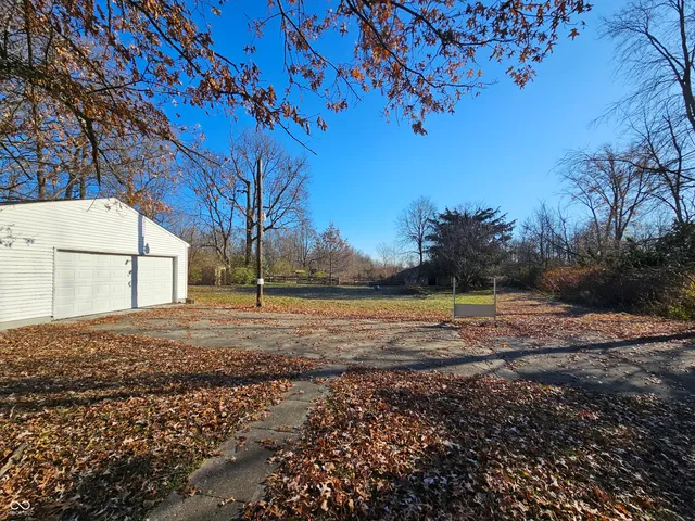 $600,000 | 4897 Mitthoeffer Road, Indianapolis, IN 46235