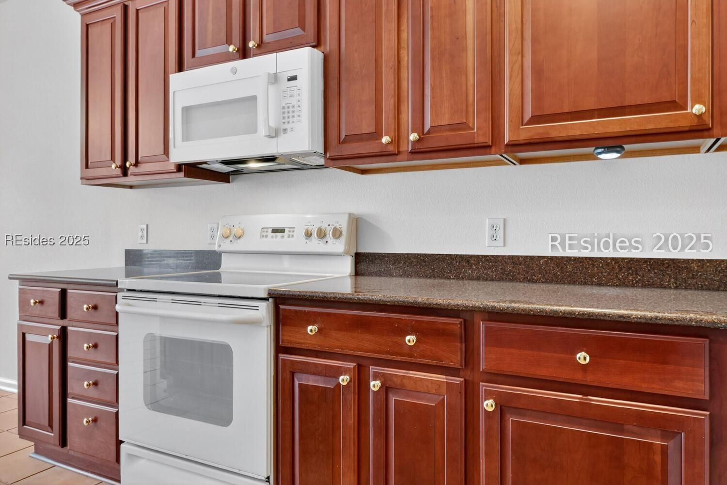 7 Clairborne Court Bluffton, SC 29909 - Photo 9 of 37