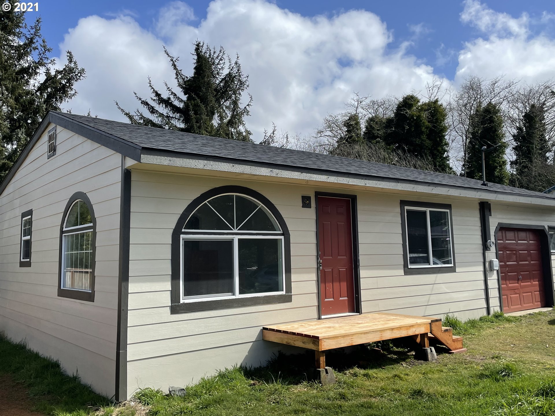 63977 Wallace Road Coos Bay, OR 97420 - Photo 1 of 3 Gallery Image 1
