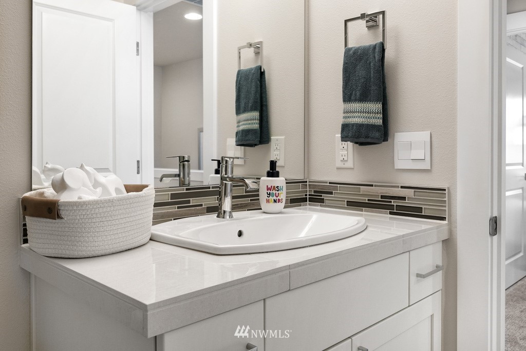19529 3rd Drive Southeast, Unit 18 Bothell, WA 98012 - Photo 25 of 28 Gallery Image 25