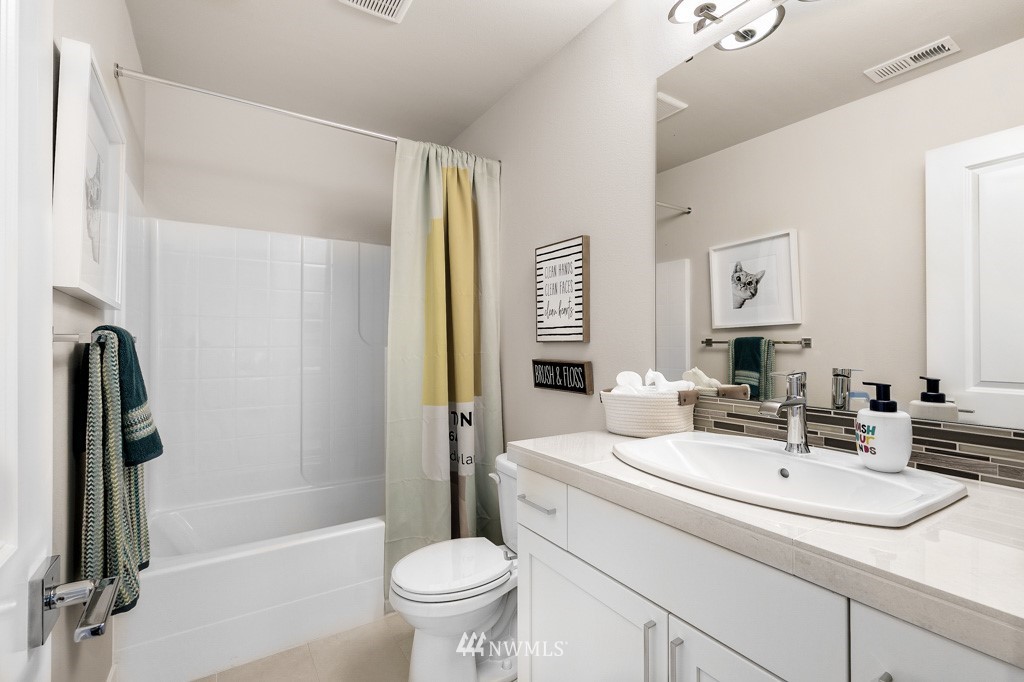 19529 3rd Drive Southeast, Unit 18 Bothell, WA 98012 - Photo 26 of 28 Gallery Image 26