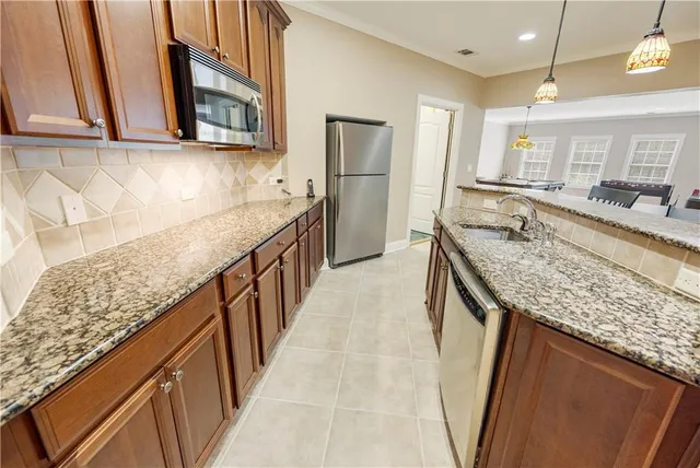 $824,998 | 520 Black Horse Circle, Canton, GA 30114